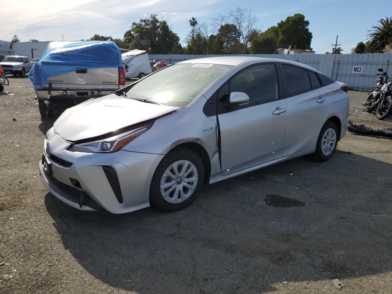 2019 TOYOTA PRIUS car image