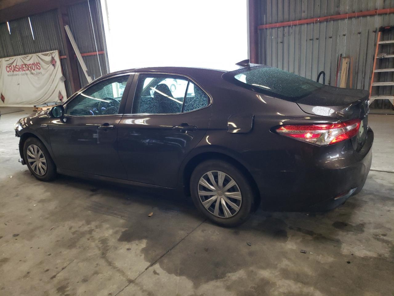 2020 TOYOTA CAMRY LE - Image 2