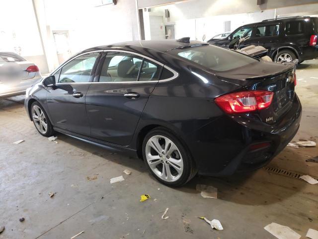 2017 Chevrolet Cruze Premier - Фото 2
