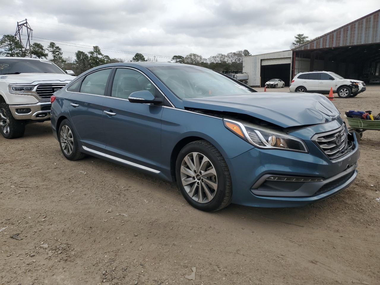 2017 HYUNDAI SONATA SPO - Image 4