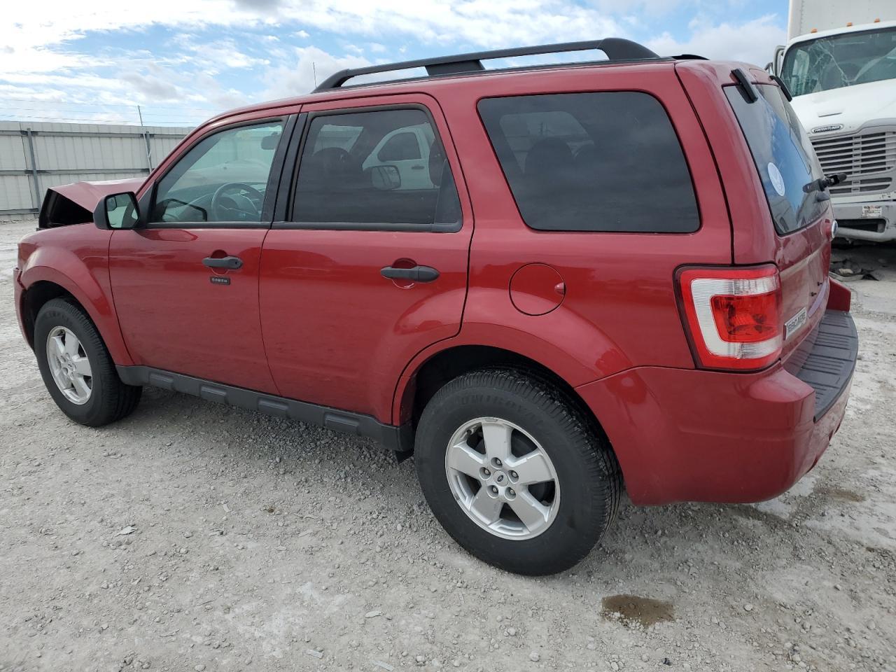 2012 FORD ESCAPE XLT - Фото 2