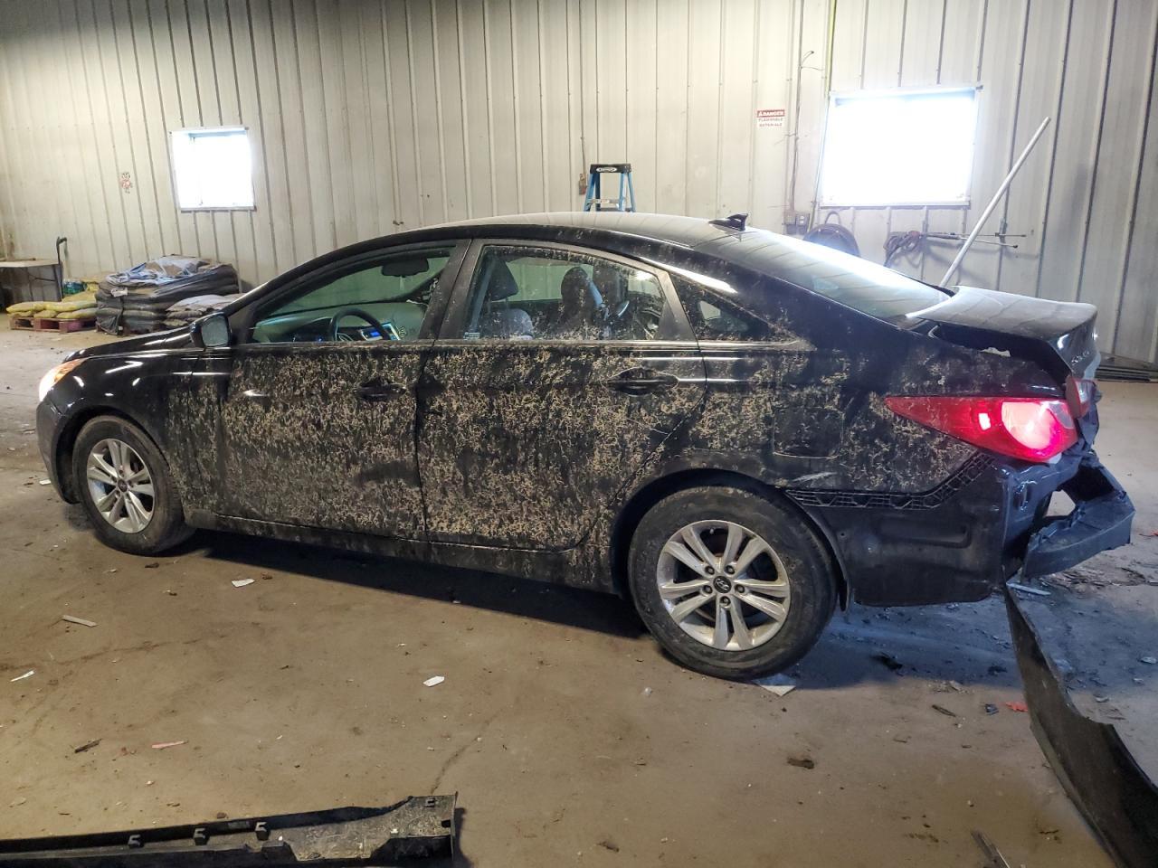 2013 HYUNDAI SONATA GLS - Image 2