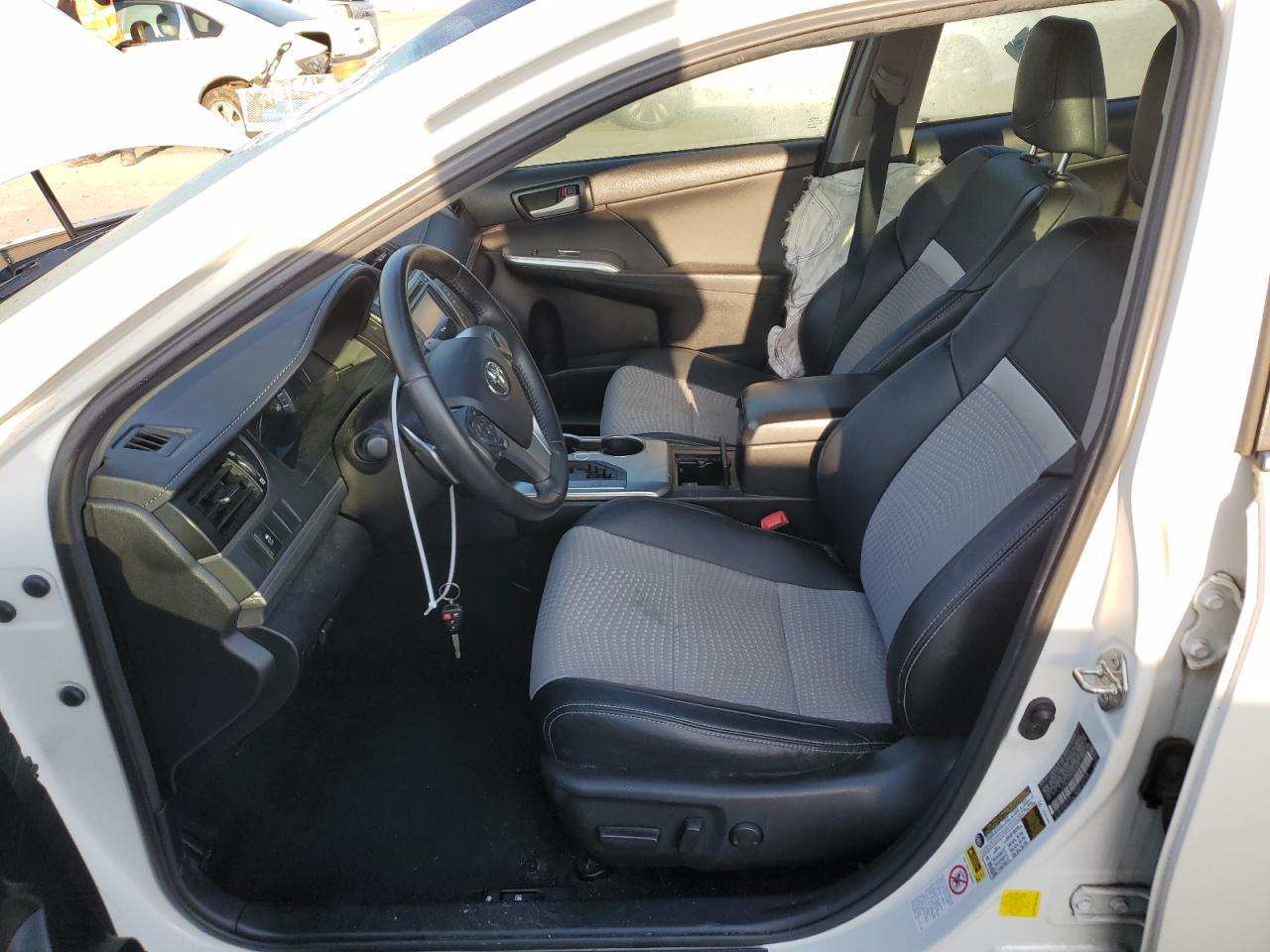 2014 TOYOTA CAMRY L - Image 7