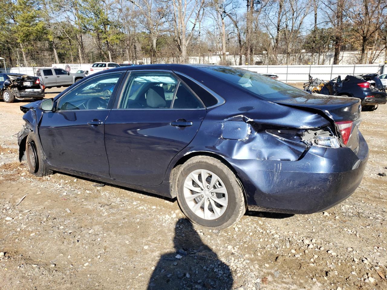 2016 TOYOTA CAMRY LE - Image 2