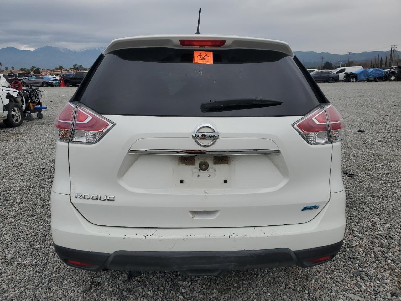 2014 NISSAN ROGUE S - Фото 6