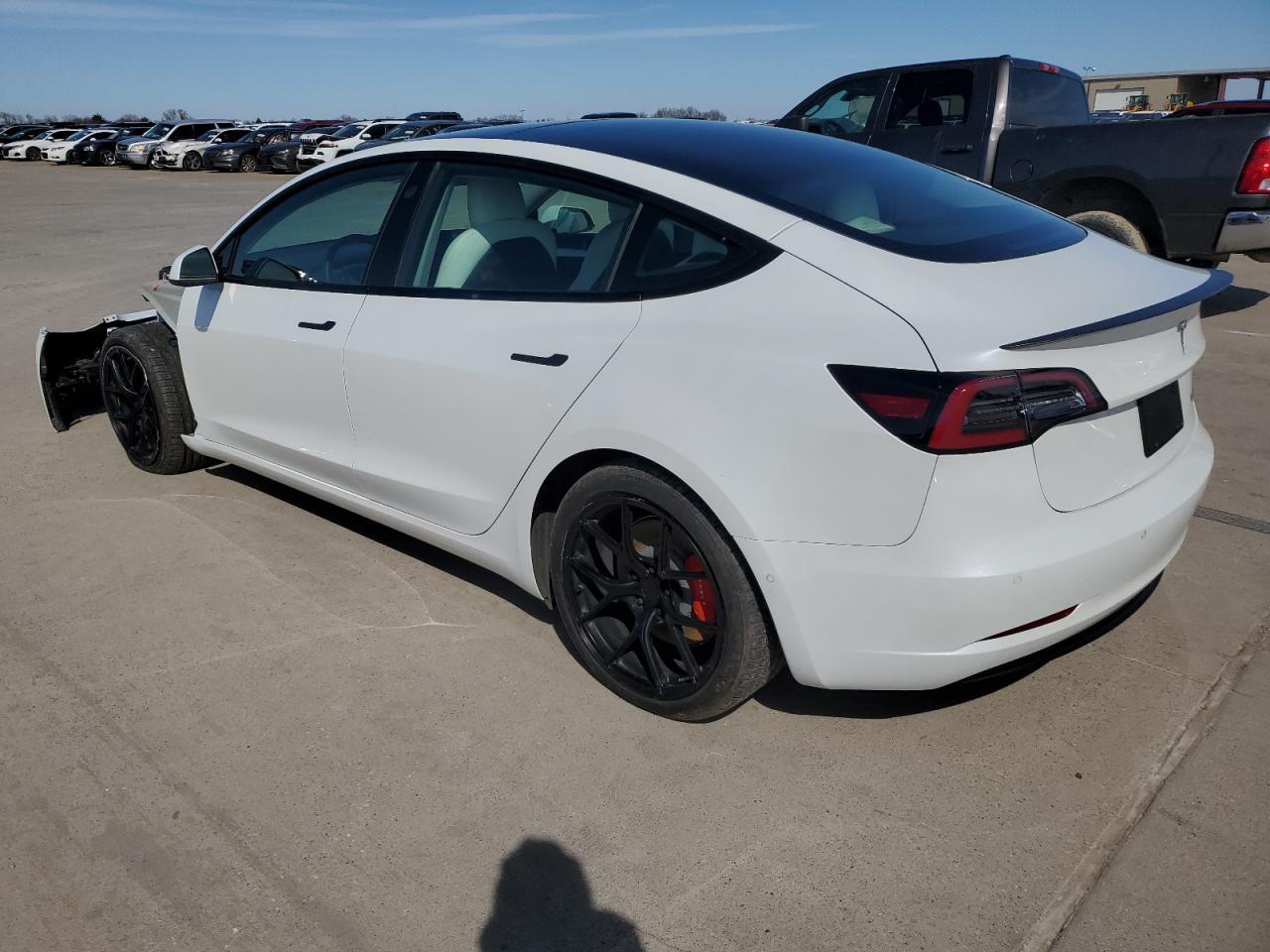 2022 TESLA MODEL 3 - Image 2