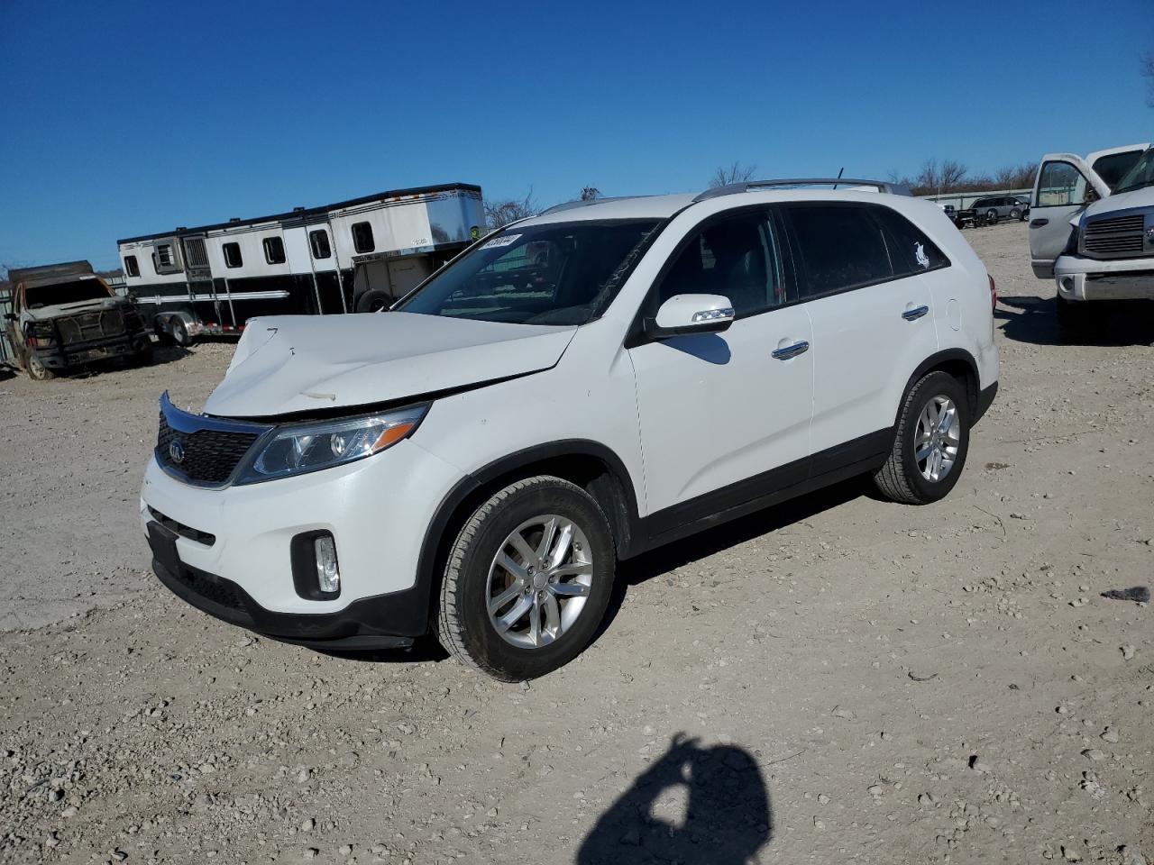 2015 KIA SORENTO LX