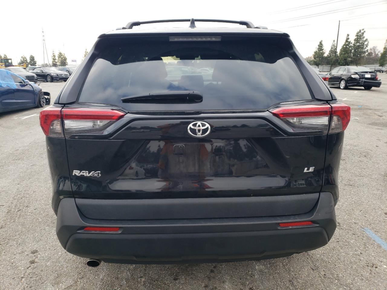2021 TOYOTA RAV4 LE - Image 6