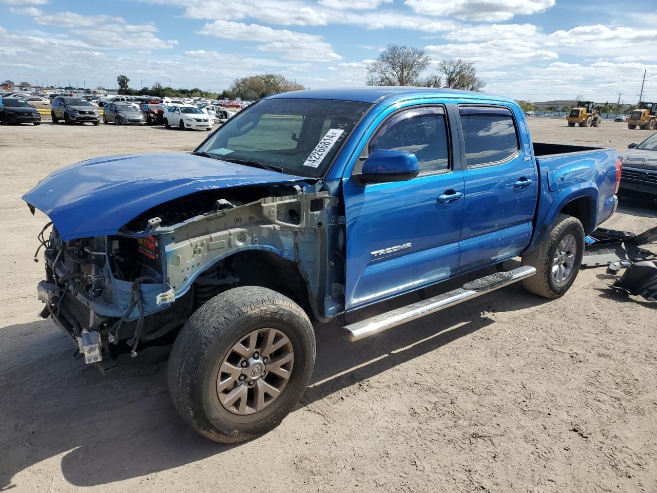2017 TOYOTA TACOMA DOU