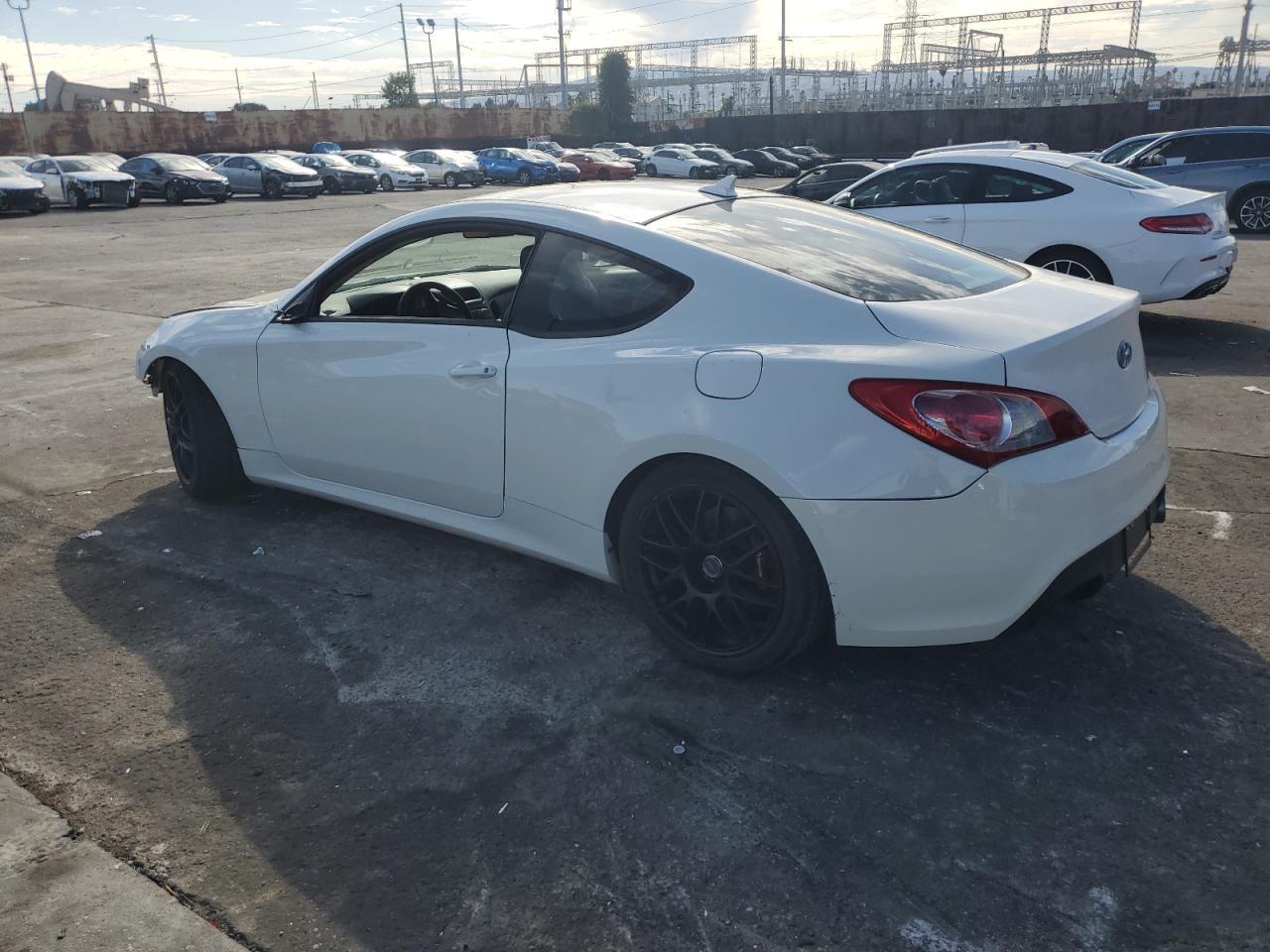 2011 HYUNDAI GENESIS CO - Фото 2
