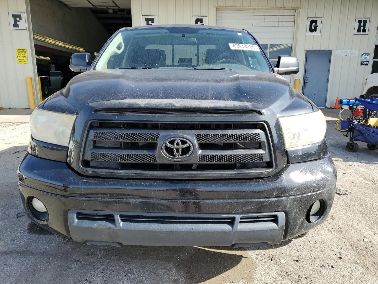 2011 TOYOTA TUNDRA DOU - Image 5