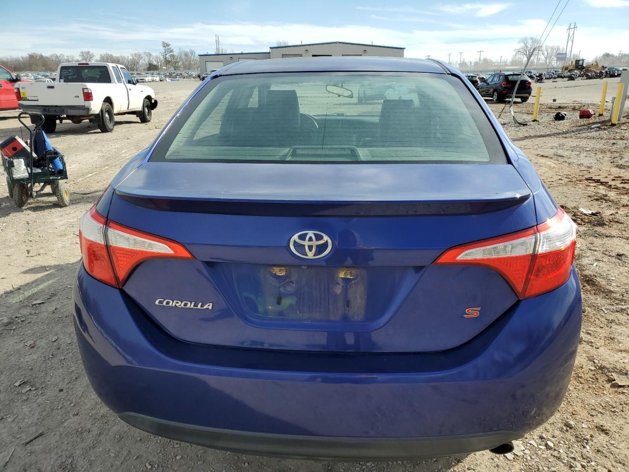 2014 TOYOTA COROLLA L - Image 6
