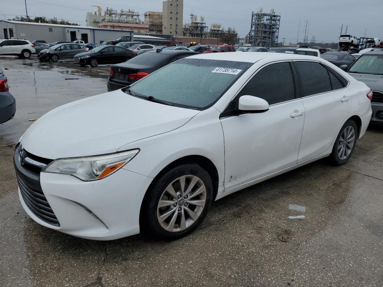 2017 TOYOTA CAMRY LE
