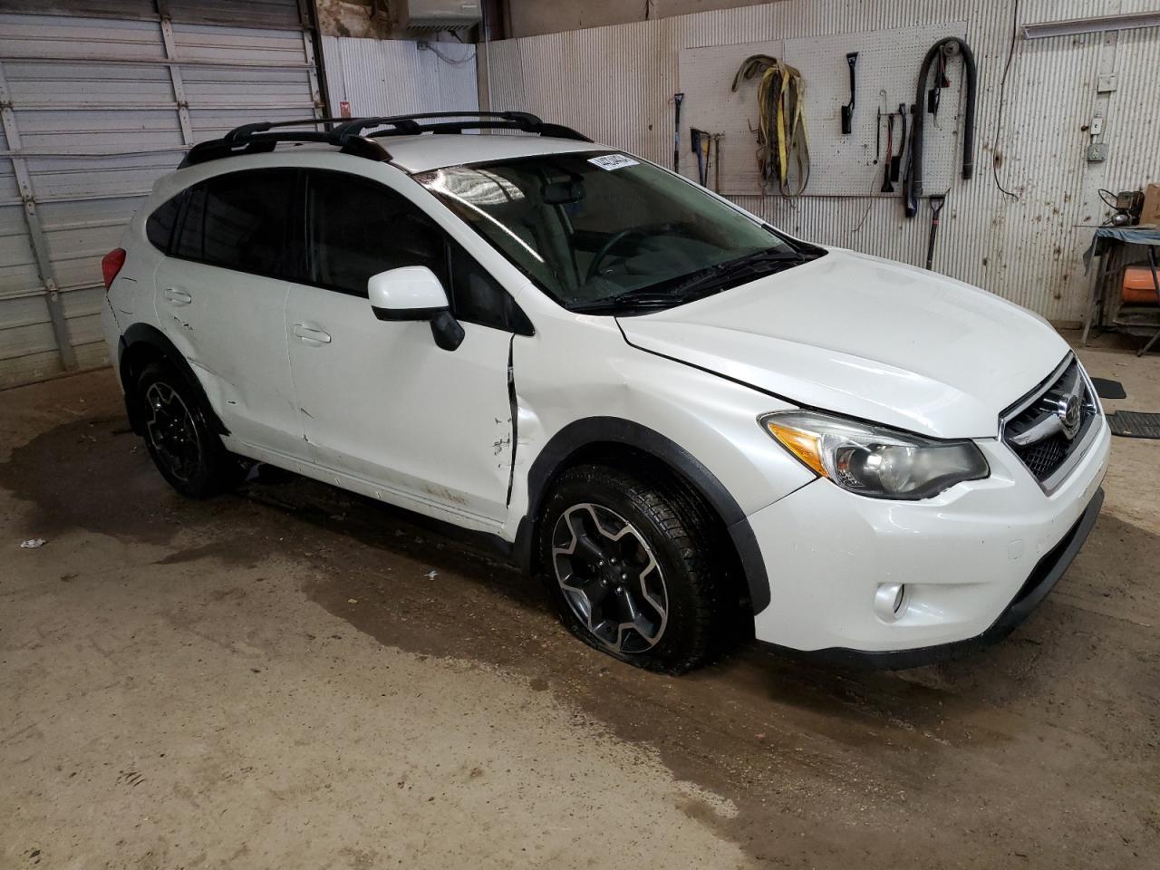 2014 SUBARU XV CROSSTR - Image 4