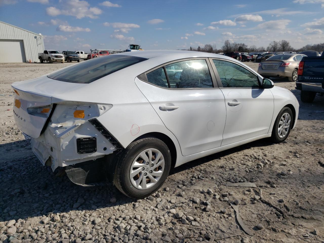 2019 HYUNDAI ELANTRA SE - Фото 3