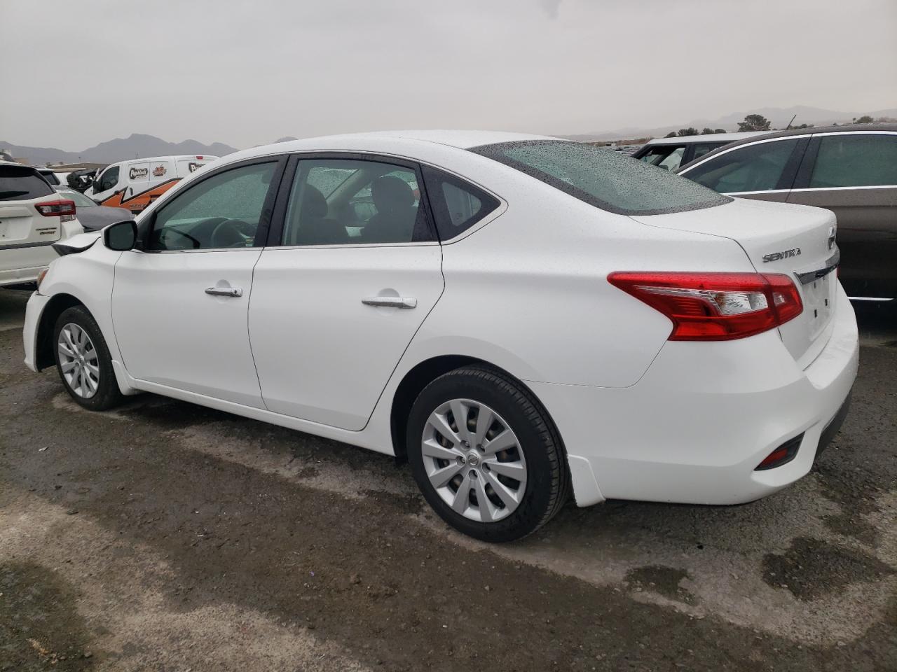 2017 NISSAN SENTRA S - Фото 2