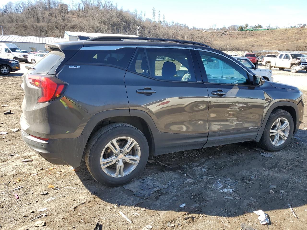 2019 GMC TERRAIN SL - Фото 3