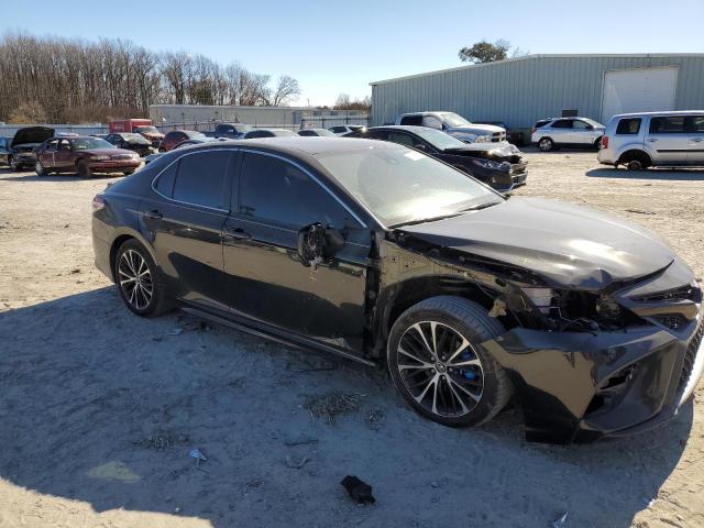 2020 Toyota Camry Se - Фото 4