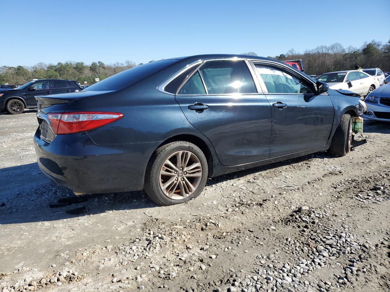 2016 TOYOTA CAMRY LE - Фото 3