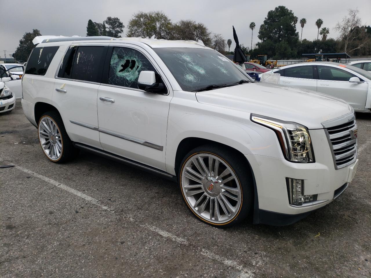 2016 CADILLAC ESCALADE P - Фото 4