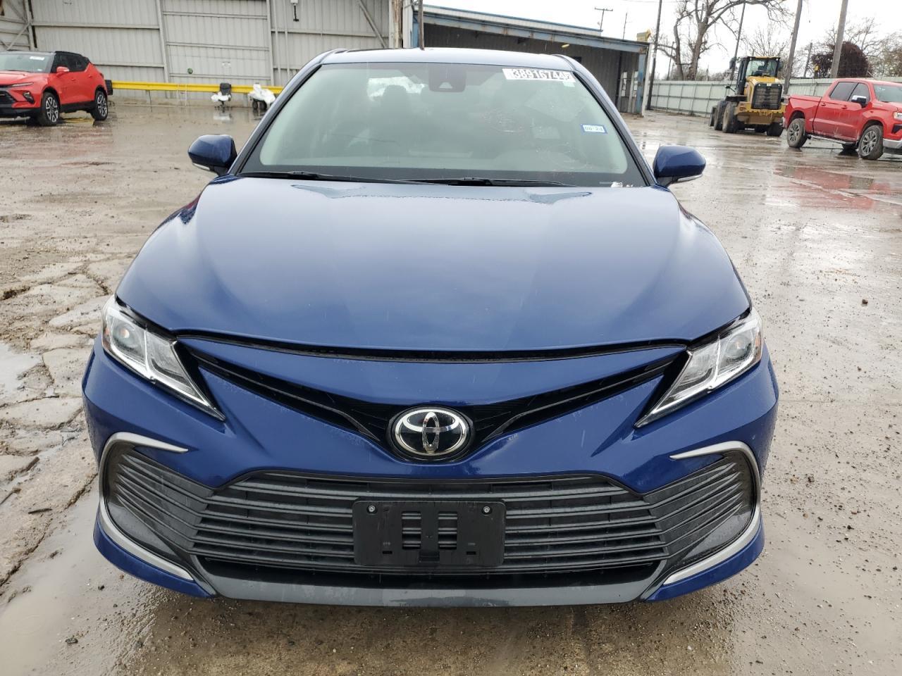 2023 TOYOTA CAMRY LE - Image 5