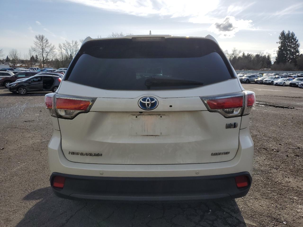 2014 TOYOTA HIGHLANDER - Image 6