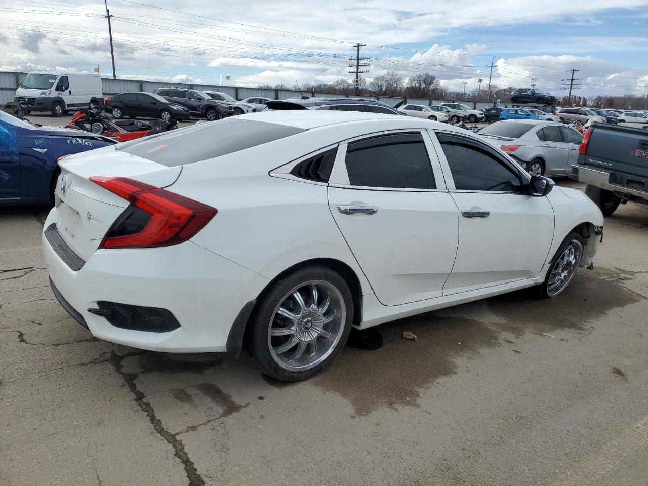 2016 HONDA CIVIC LX - Фото 3