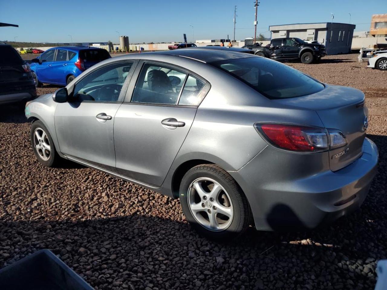 2013 MAZDA 3 I - Фото 2