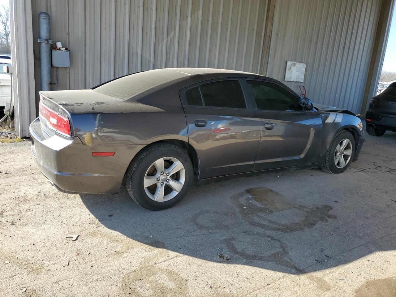 2014 DODGE CHARGER SE - Image 3