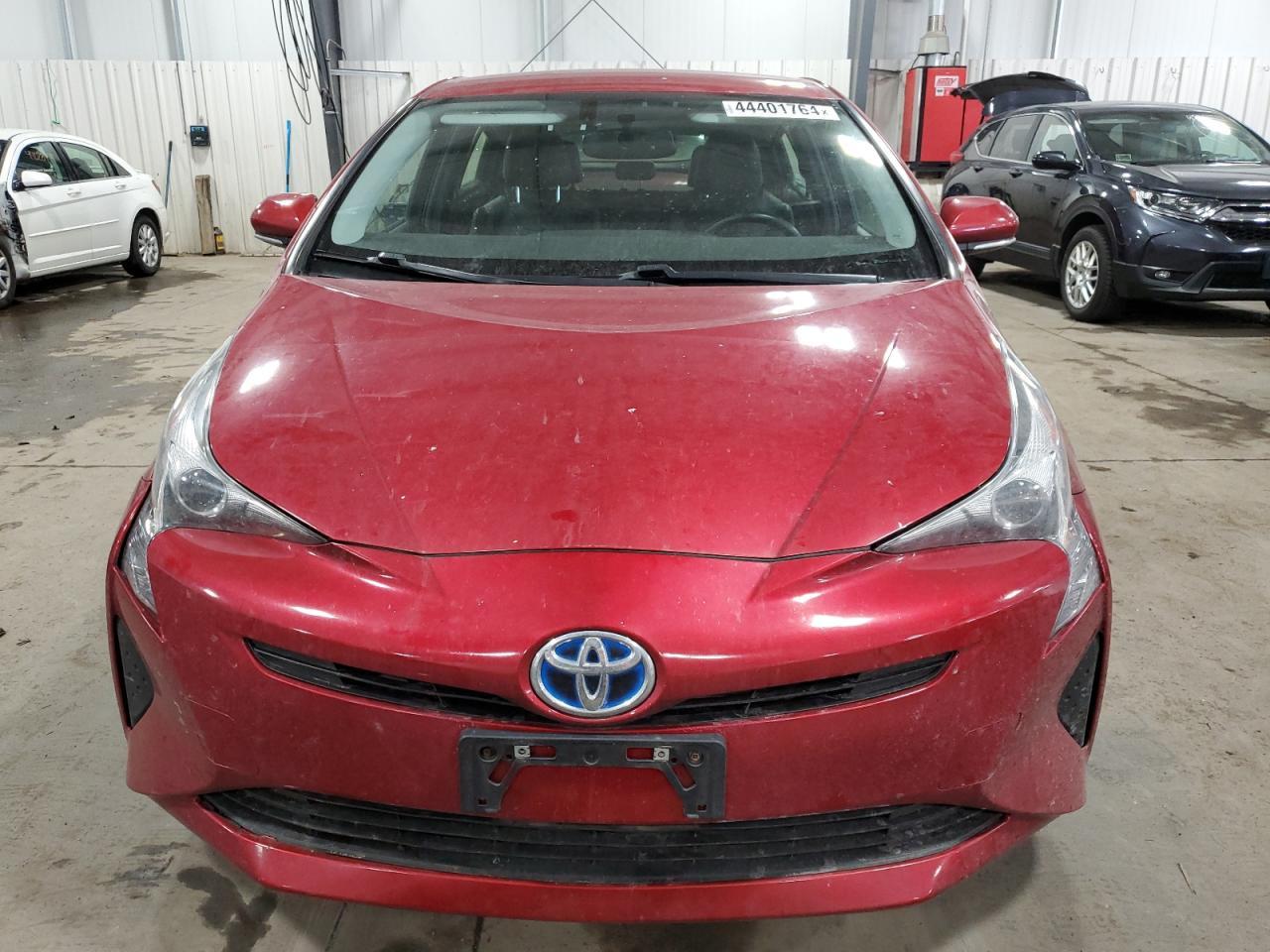 2016 TOYOTA PRIUS - Фото 5