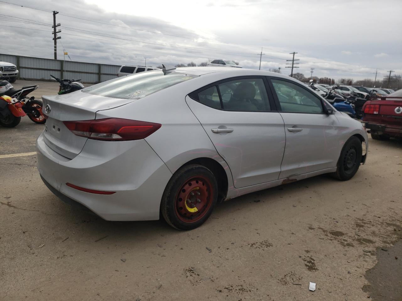2017 HYUNDAI ELANTRA SE - Фото 3