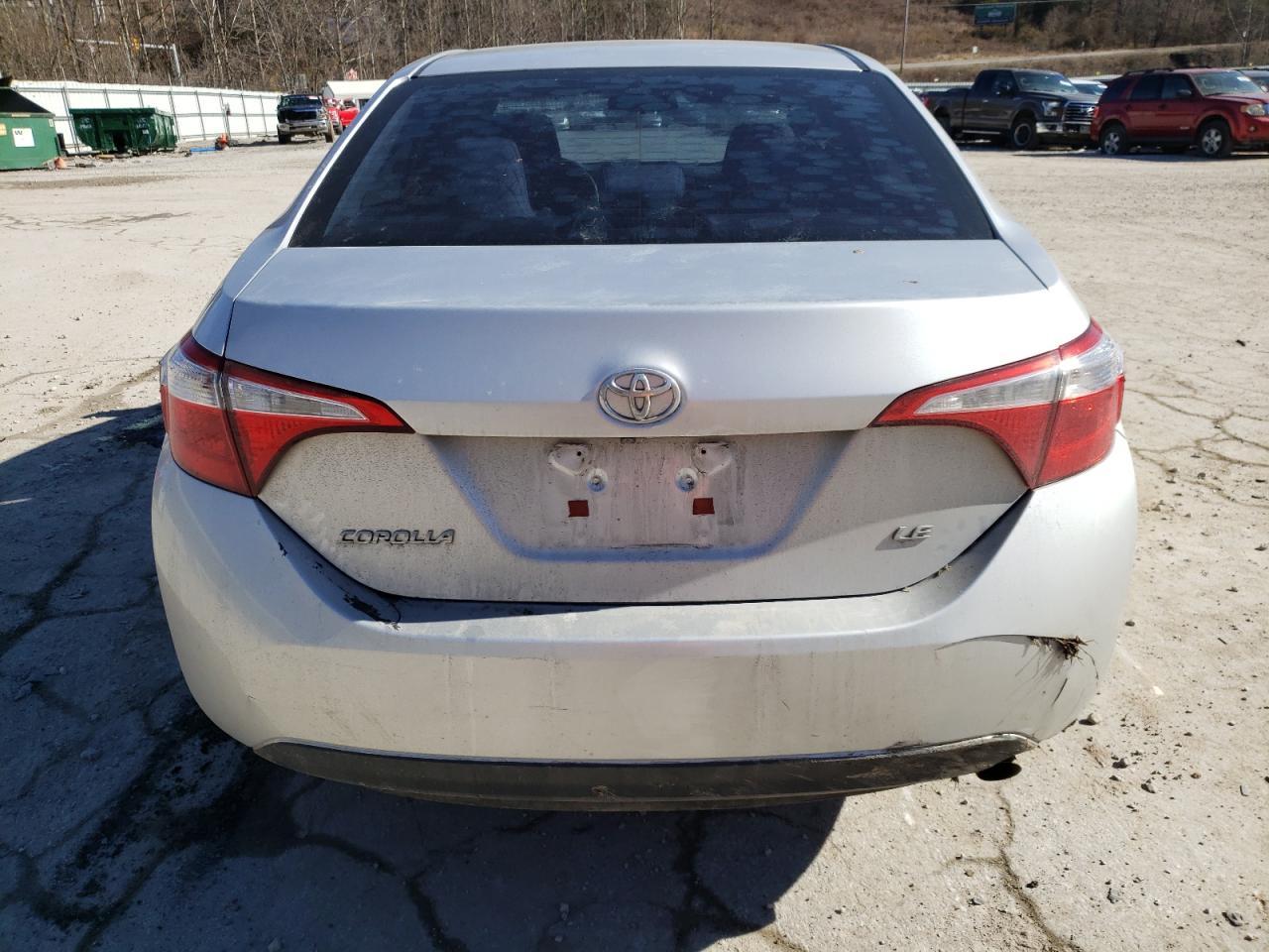 2015 TOYOTA COROLLA L - Фото 6
