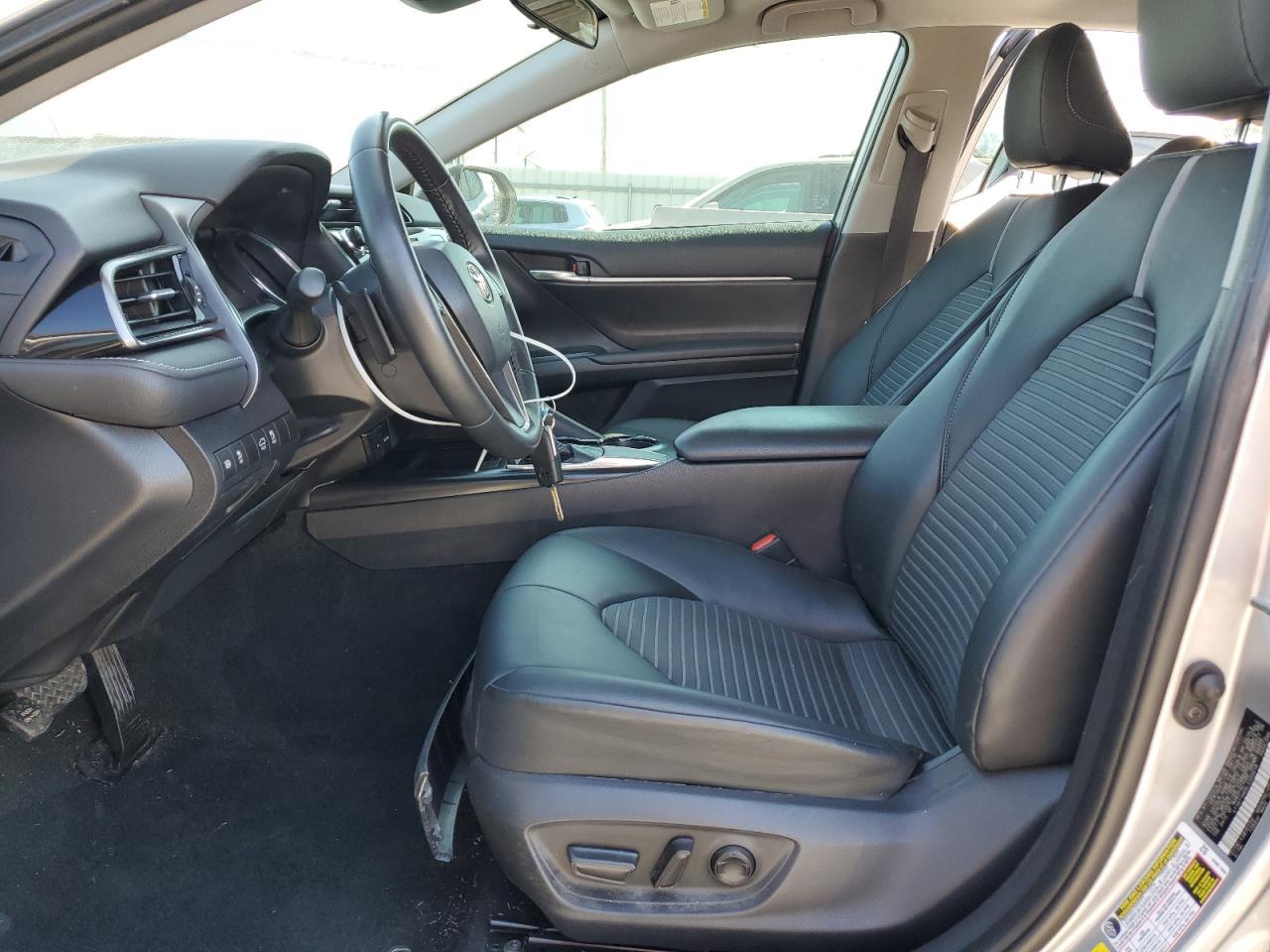 2020 TOYOTA CAMRY SE - Image 7