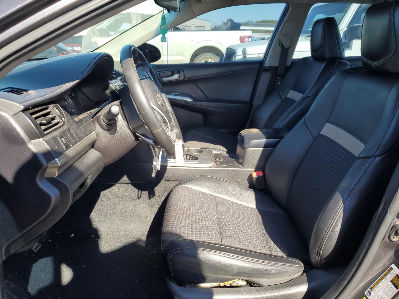 2014 TOYOTA CAMRY L - Фото 7