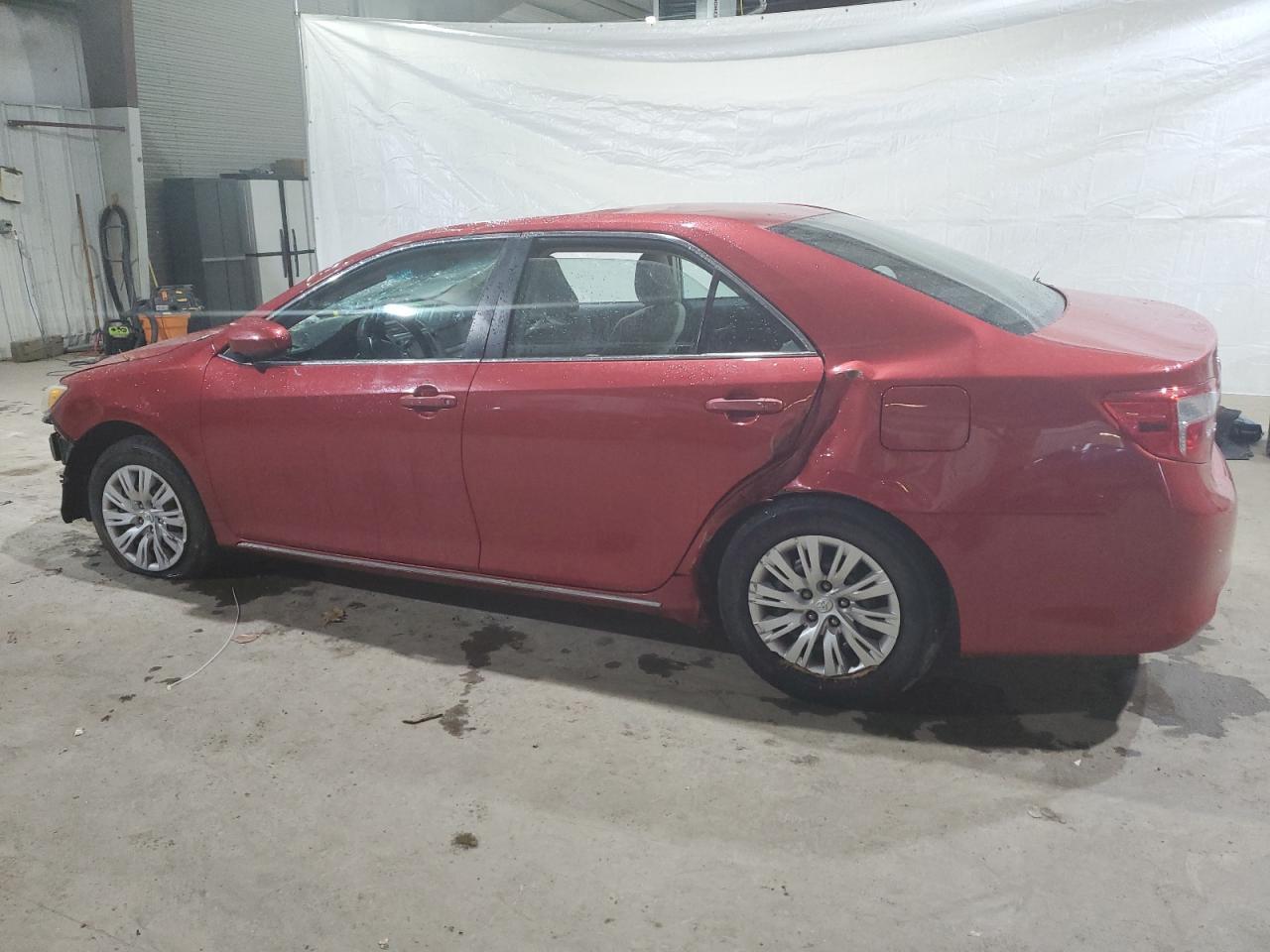 2014 TOYOTA CAMRY L - Image 2