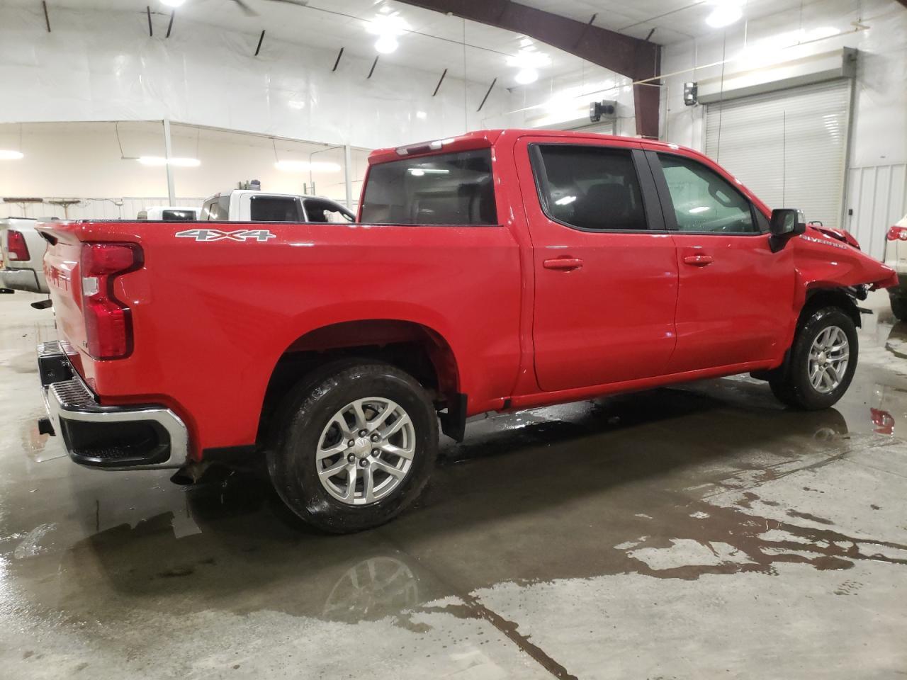 2021 CHEVROLET SILVERADO - Фото 3