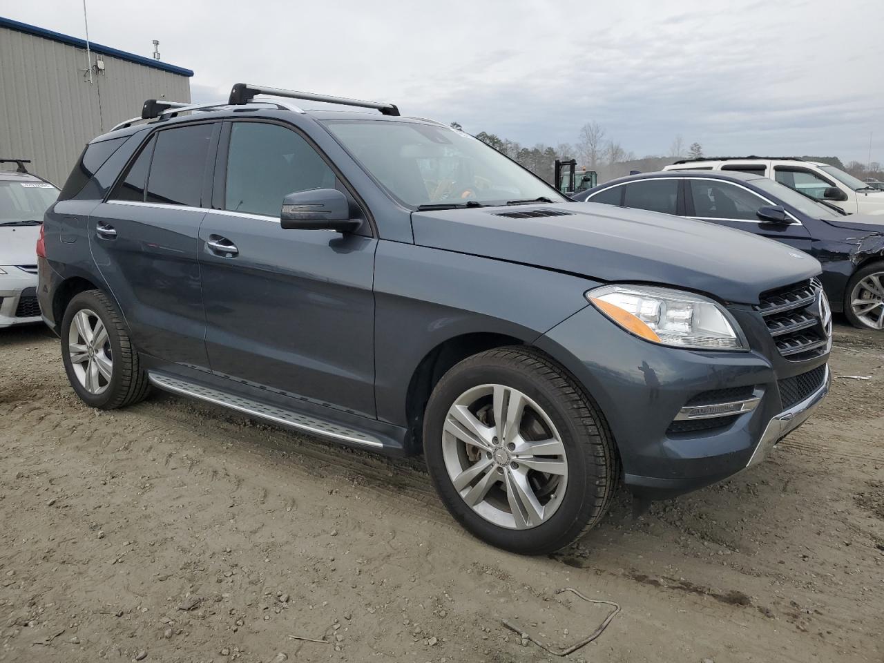 2015 MERCEDES-BENZ ML 350 4MA - Фото 4