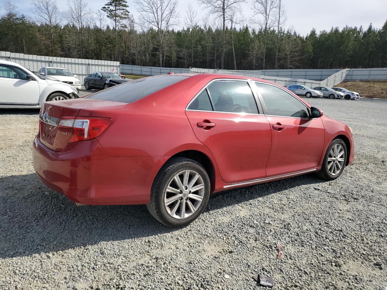 2012 TOYOTA CAMRY SE - Image 3