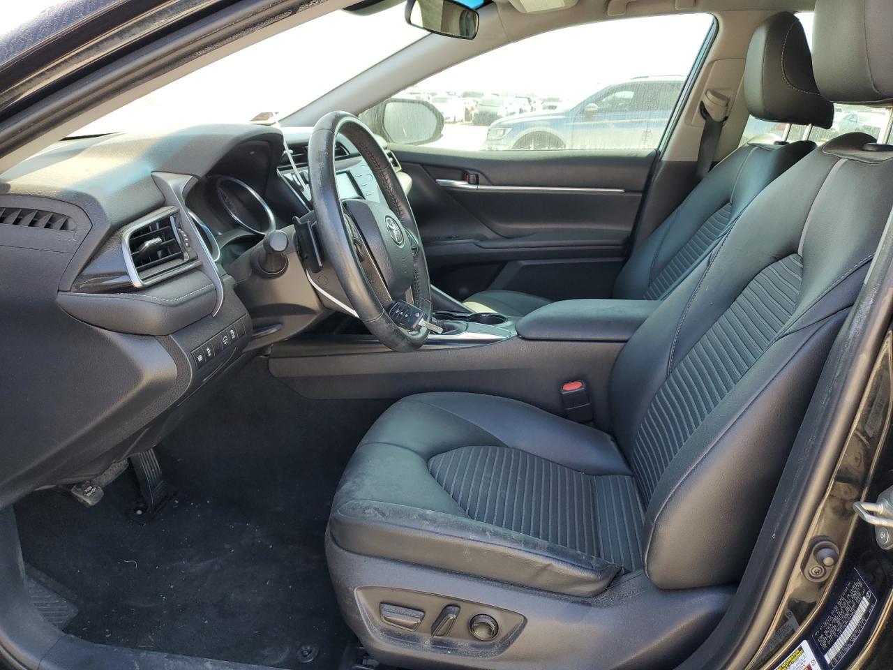 2019 TOYOTA CAMRY L - Фото 7