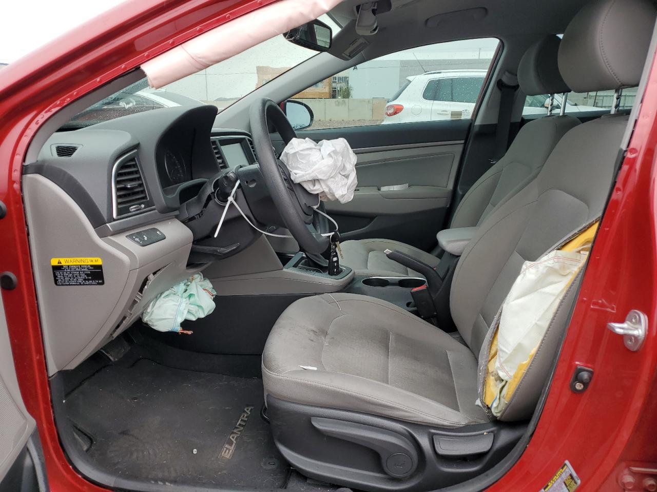 2018 HYUNDAI ELANTRA SE - Фото 7