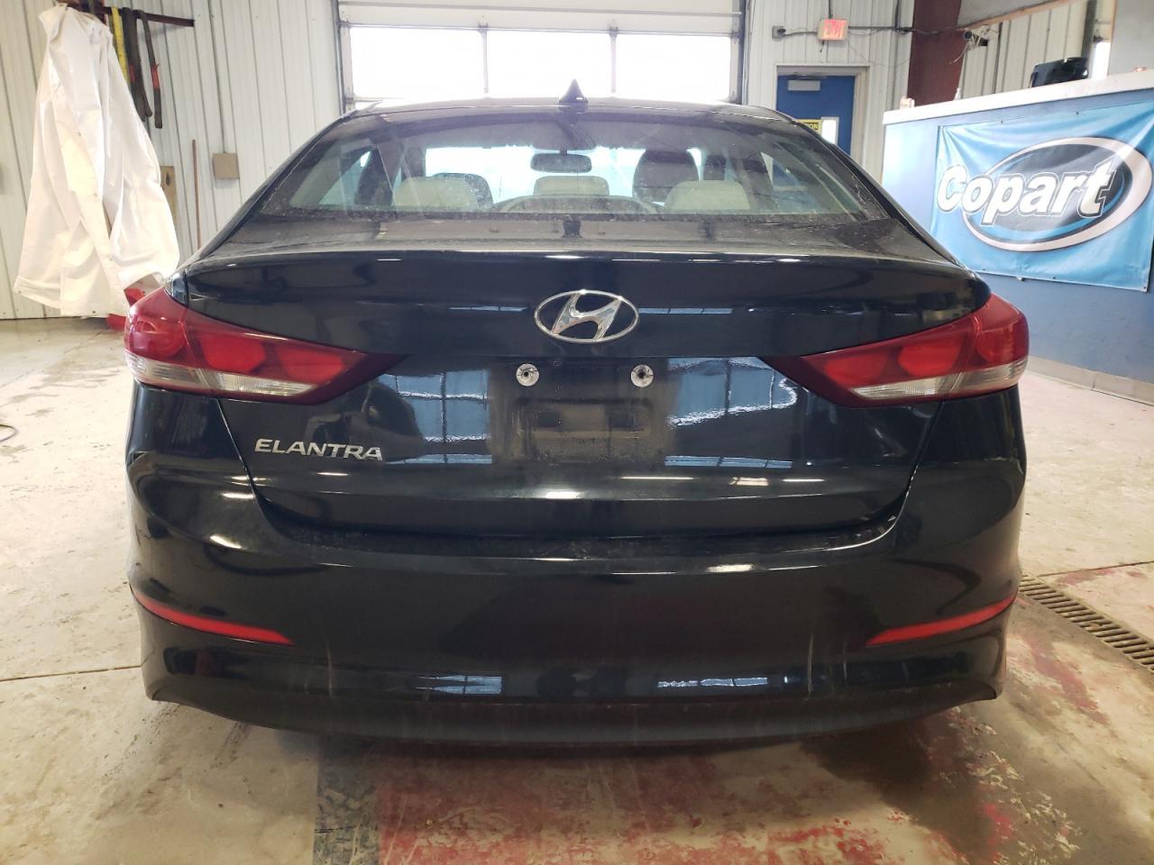 2018 HYUNDAI ELANTRA SE - Image 6