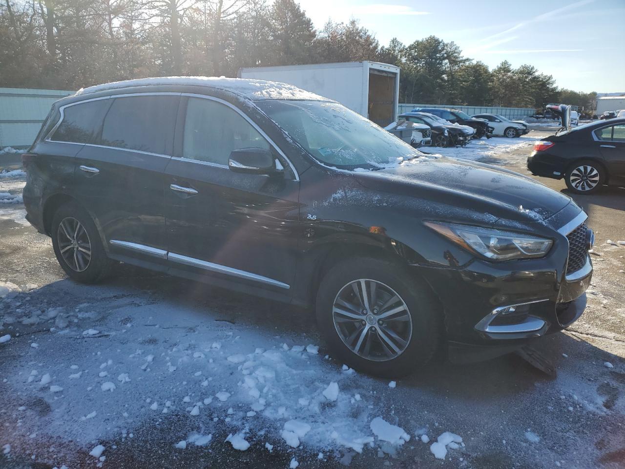 2017 INFINITI QX60 - Фото 4