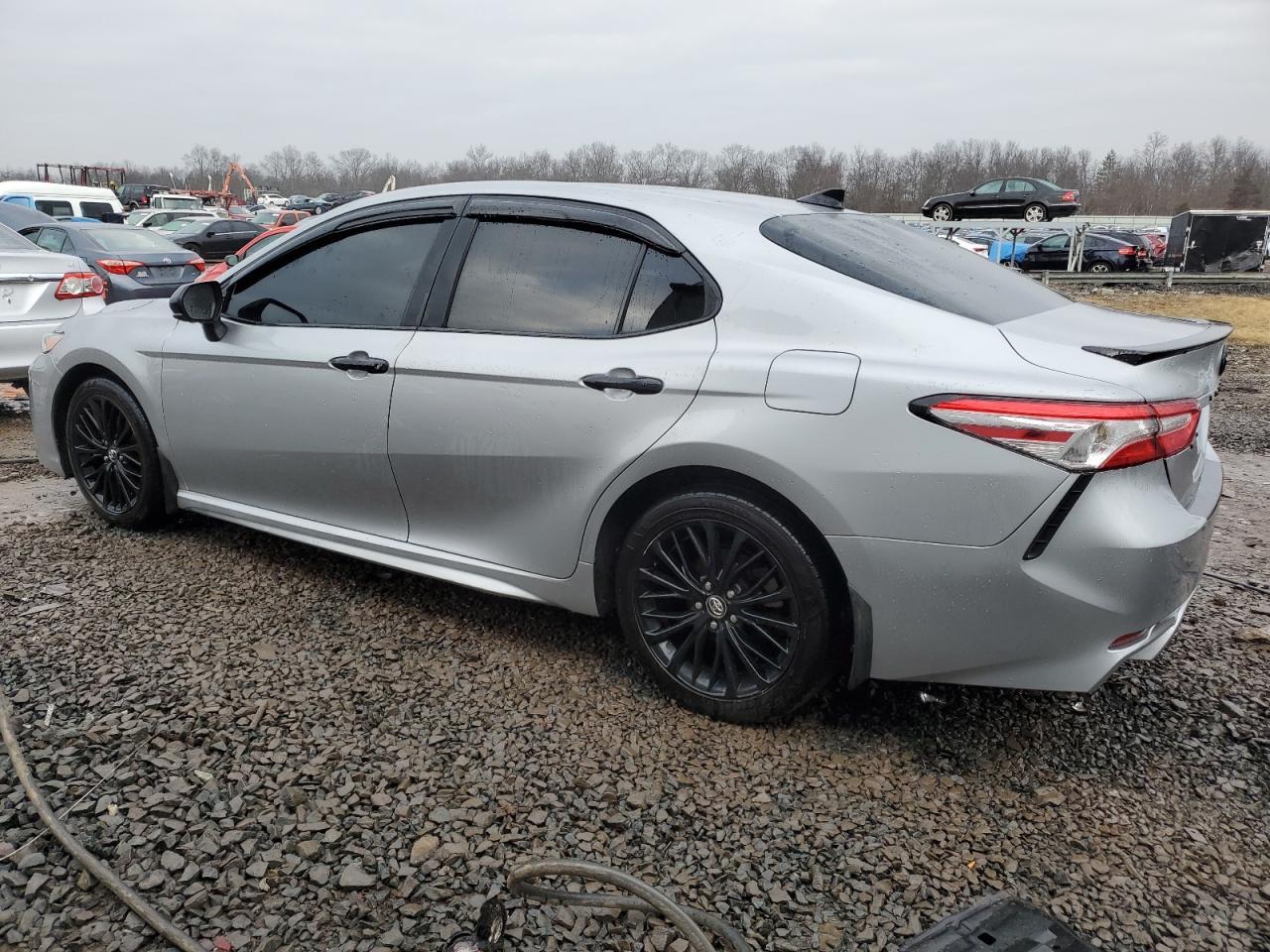 2020 TOYOTA CAMRY SE - Image 2