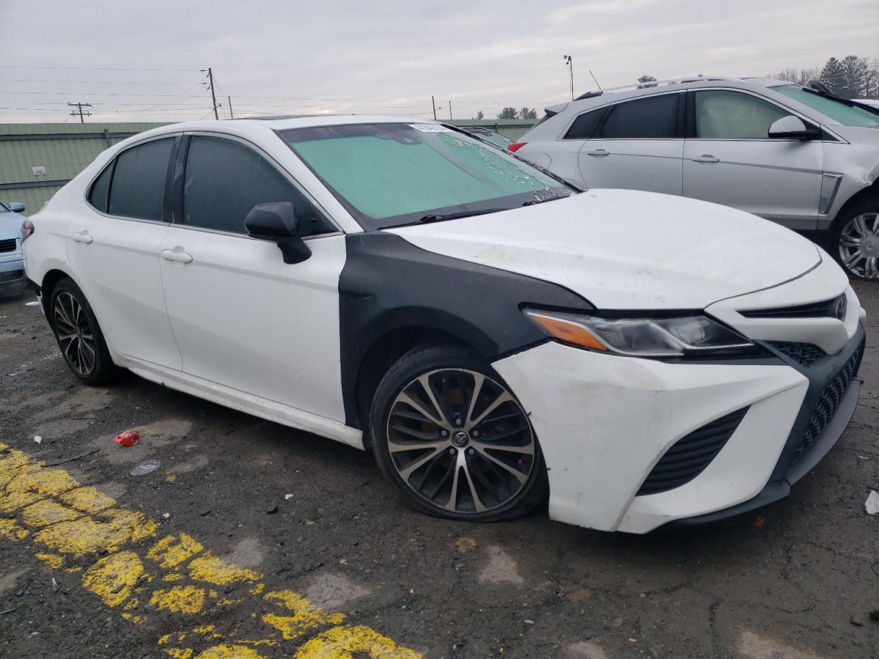2018 TOYOTA CAMRY L - Image 4