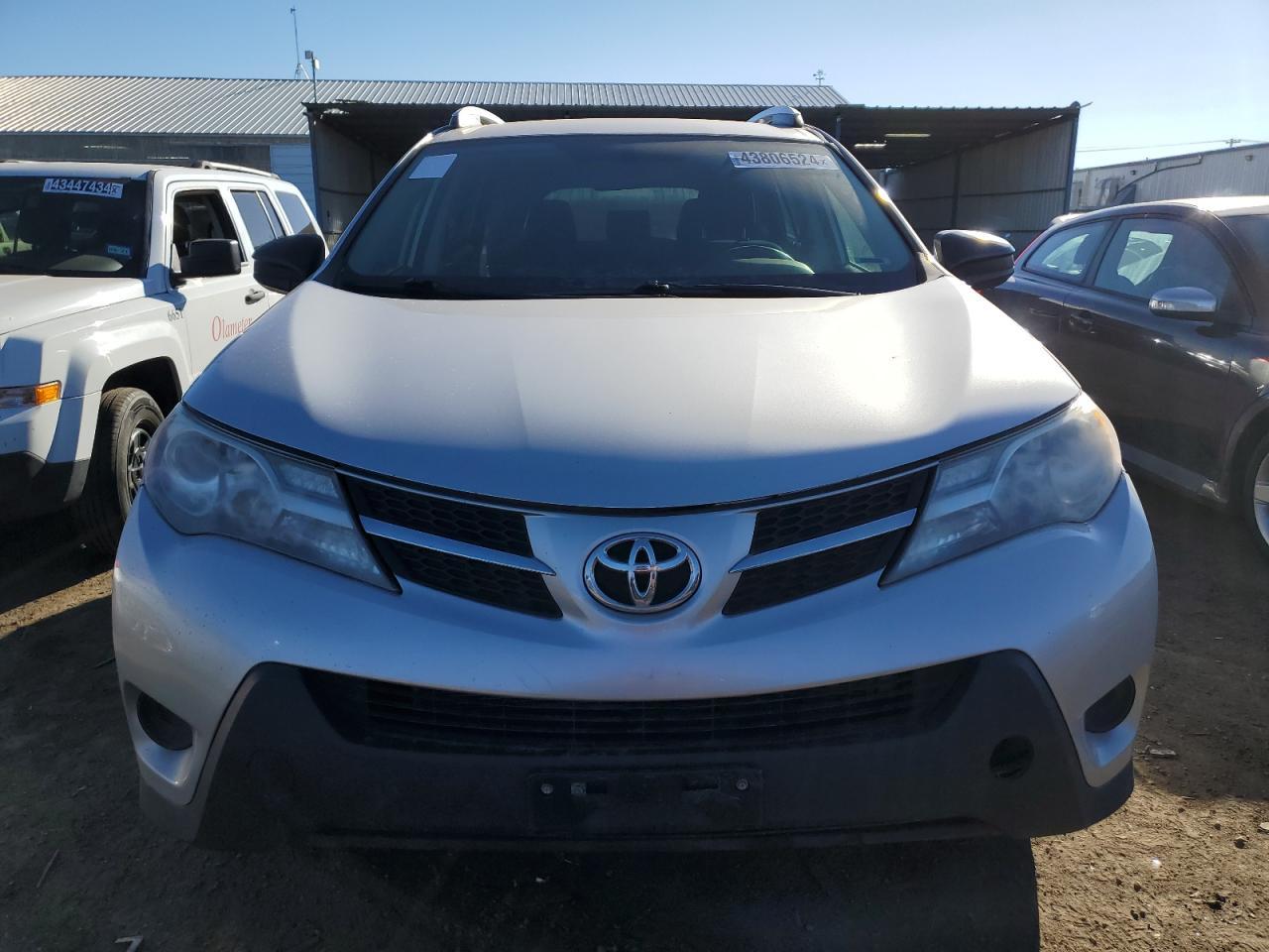 2014 TOYOTA RAV4 LE - Фото 5