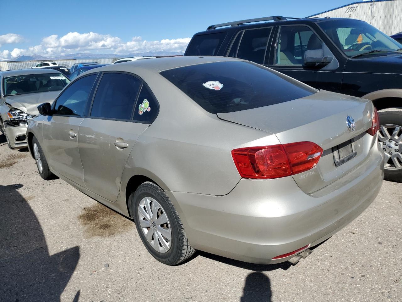 2013 VOLKSWAGEN JETTA BASE - Фото 2