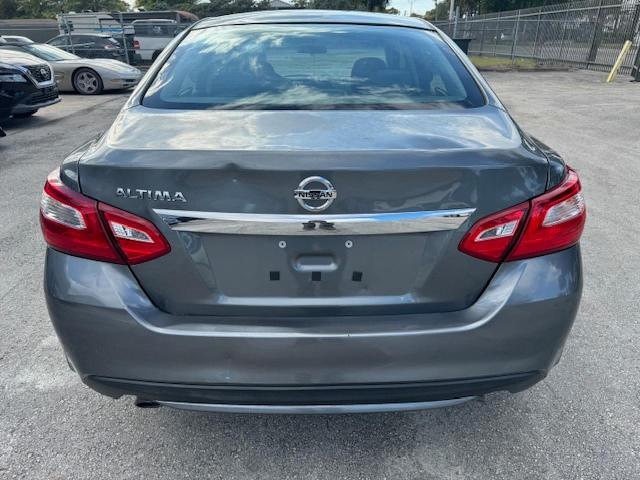 2017 Nissan Altima 2.5 - Фото 6