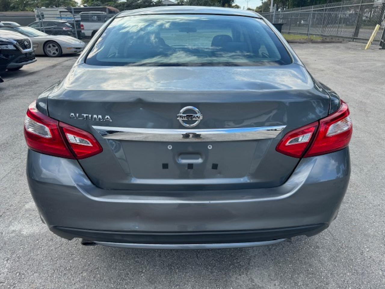 2017 NISSAN ALTIMA 2.5 - Image 6