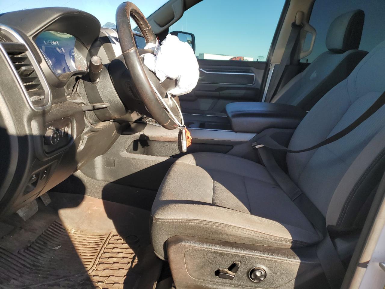 2019 RAM 1500 BIG H - Фото 7
