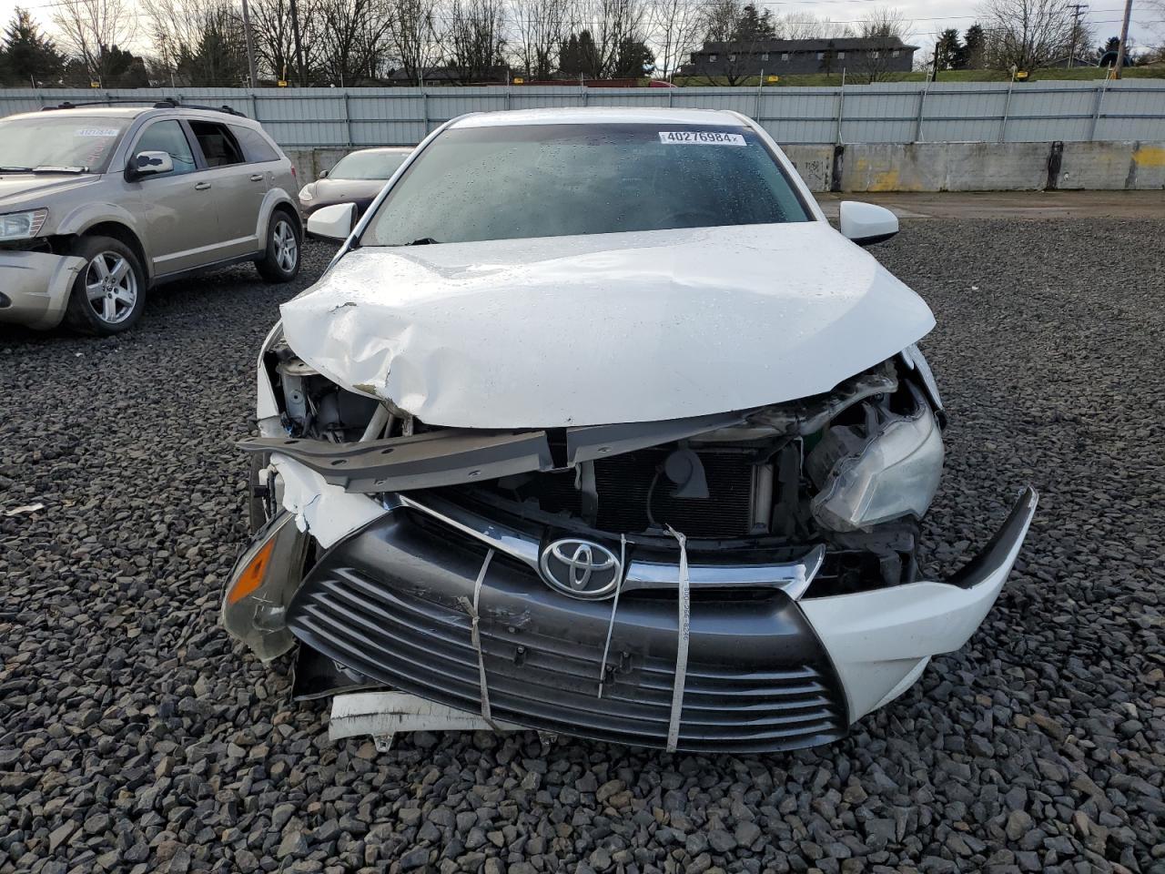 2016 TOYOTA CAMRY LE - Фото 5